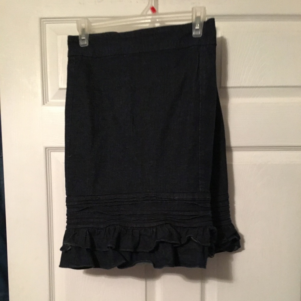 Denim & ruffles pencil skirt